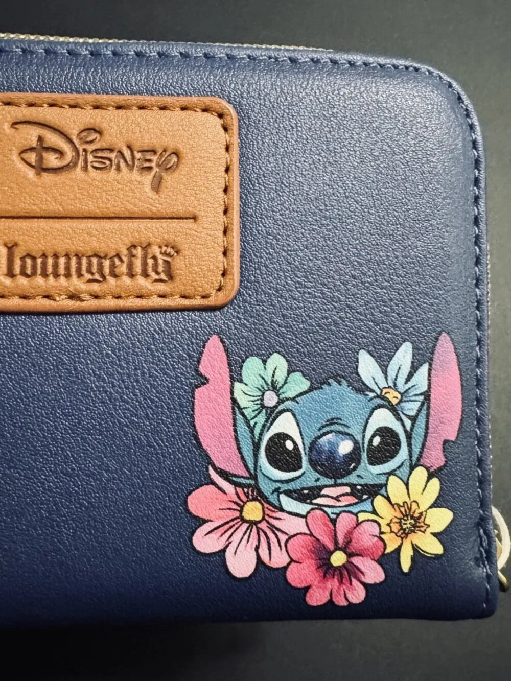 Disney Loungefly Hardtag Stitch Wallet, New with Tags